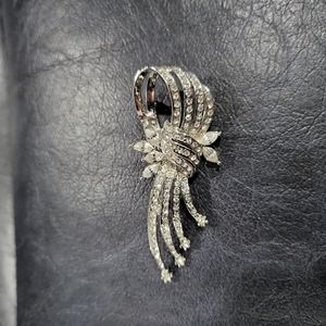 Fashion Brooch